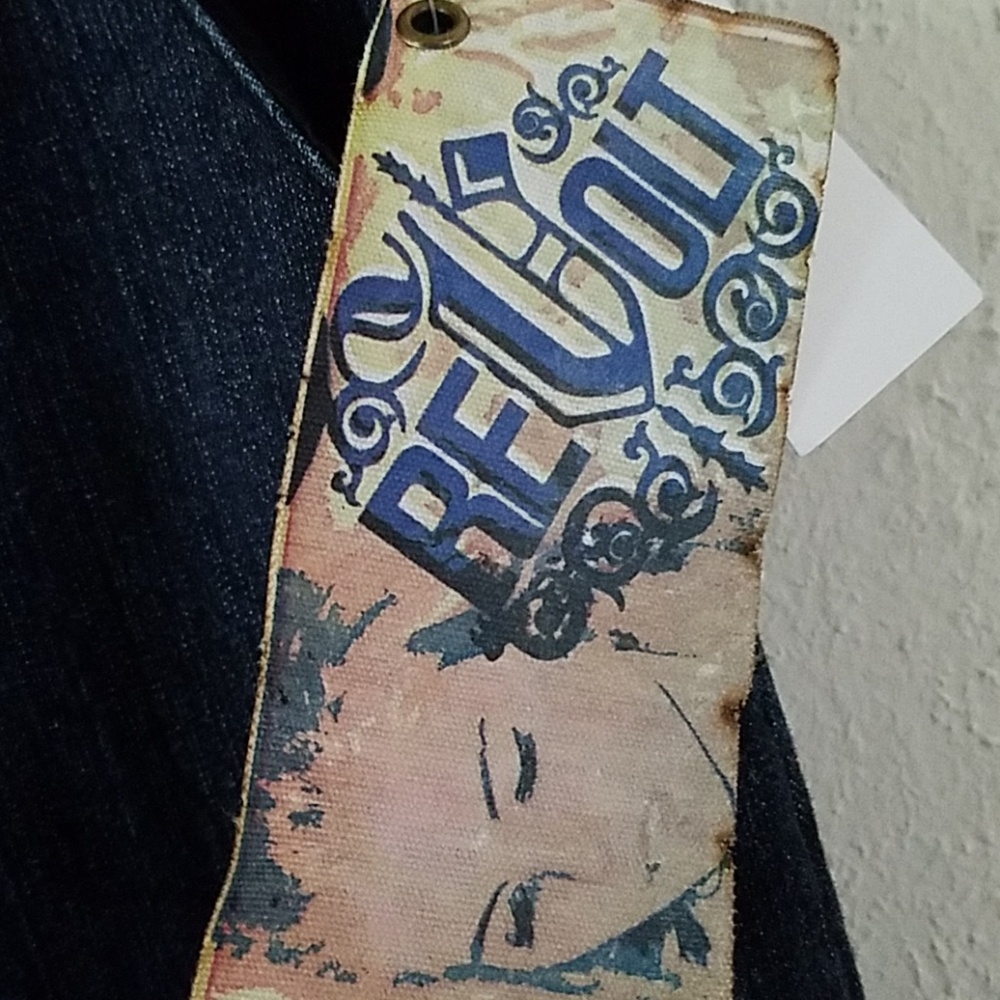 NWT Revolt Dark Wash Ruched Waist Side Pockets - Picture 7 of 7